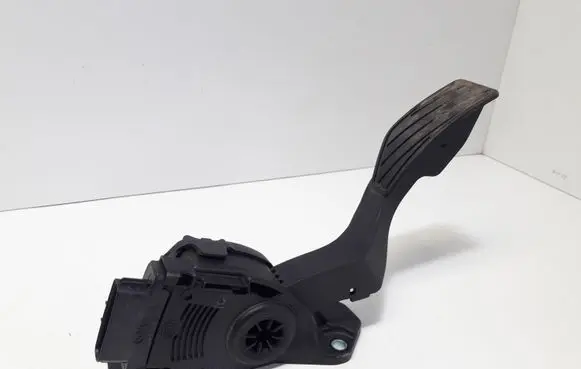 Suzuki SX4 Accelerator throttle pedal 4940079J40
