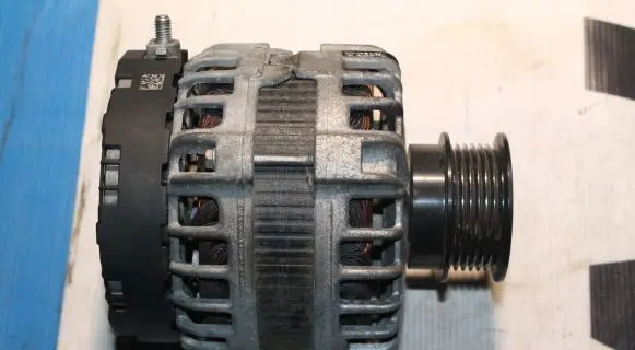 Volvo S60 Generator/alternator 30659580