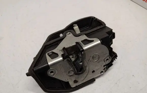 Front door lock