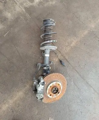 Renault Twingo III Front wheel hub spindle knuckle TWINGOIII
