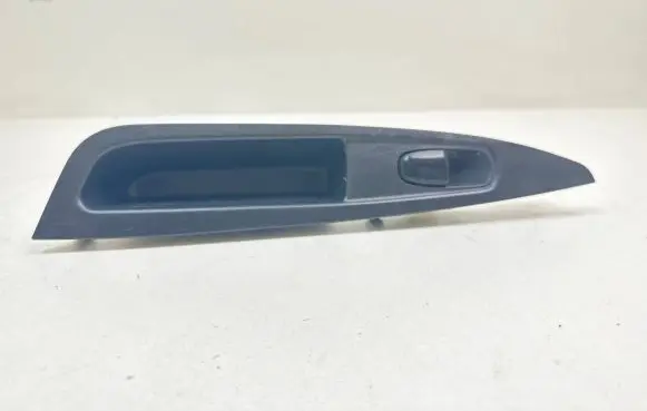 Nissan Qashqai Electric window control switch 829604EA0AX