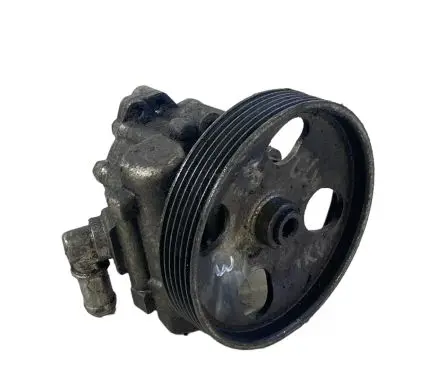 Peugeot 607 Power steering pump