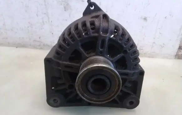 Renault Laguna II Generator/alternator 8200495294
