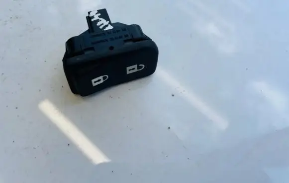 Volvo V50 Central locking switch button 30669958 30669957