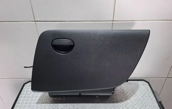 Seat Altea Glove box 5P1857103C