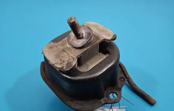 BMW X6 E71 Engine mount vacuum valve P679541801 IMPRK1543422