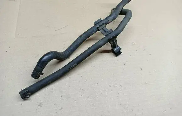 Skoda Octavia Mk2 (1Z) Fuel line pipe 1K0130295AC