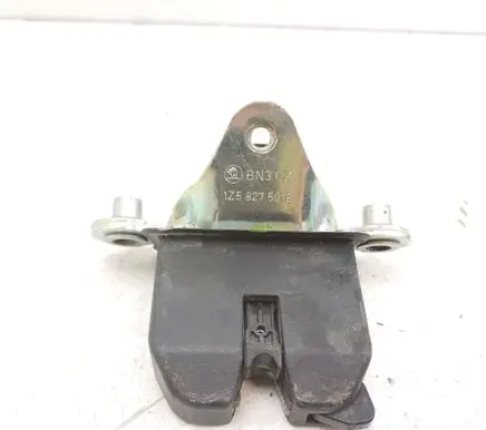 Skoda Octavia Mk2 (1Z) Tailgate/trunk/boot lock/catch/latch 1Z5827501E