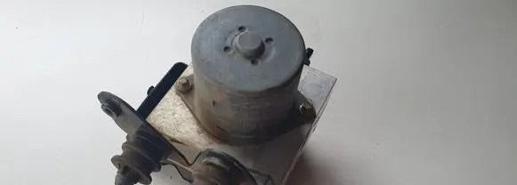 Volkswagen PASSAT B7 ABS Pump