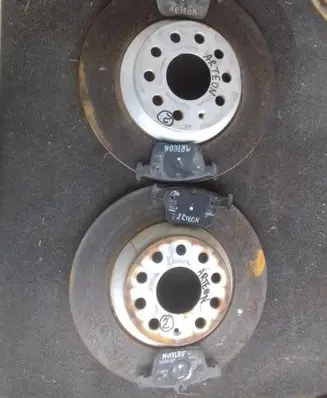 Audi Q3 F3 Brake pads (rear) 3Q0615601A