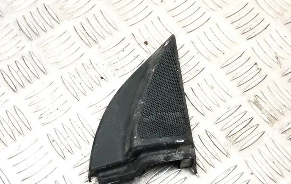 Toyota Avensis T250 Front door speaker cover trim 6749105060