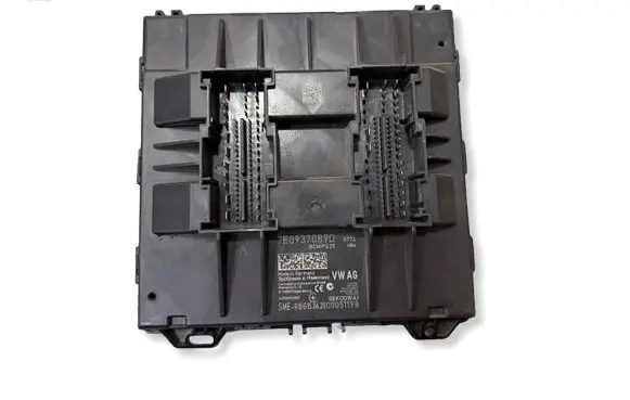 Volkswagen Amarok Comfort/convenience module 7E0937089D