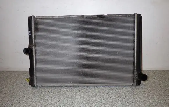 Toyota Auris 150 Coolant radiator