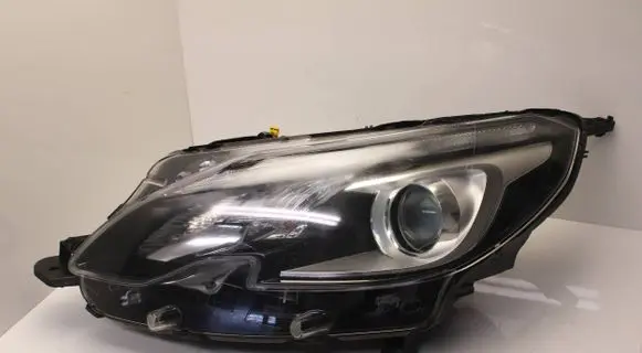 Peugeot 2008 I Headlight/headlamp