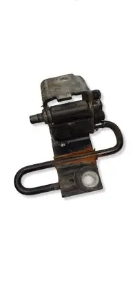 Audi A3 S3 A3 Sportback 8P Front door lower hinge 8E0831411B