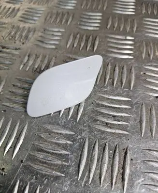 Volvo XC40 Headlight washer spray nozzle cap/cover 31449357
