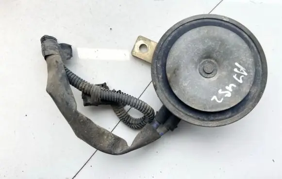 Mitsubishi Carisma Horn signal A28657625 A28-657625