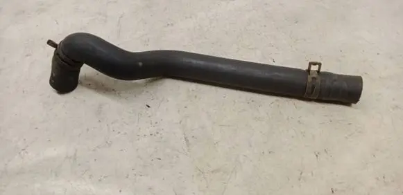 Volkswagen Transporter - Caravelle T4 Engine coolant pipe/hose 074121073AF