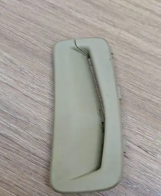Volvo S80 Seat belt trim BPGQC