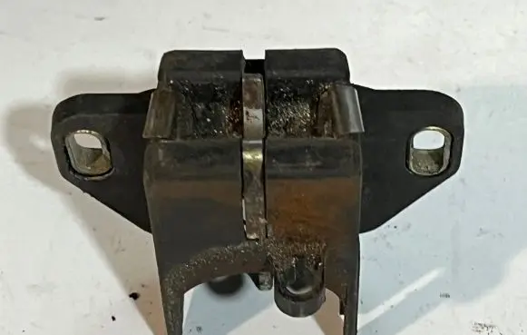 Mercedes-Benz E W124 Loading door lock 
