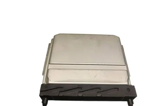 Volvo V70 Engine control unit/module 0281010319 08677708A 28SA5360