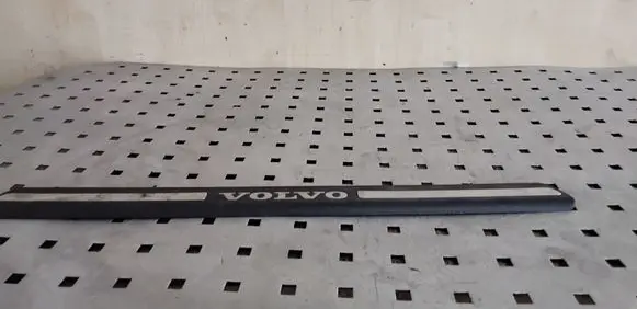 Volvo XC90 Front sill trim cover 8659960