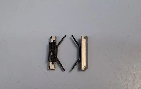 BMW X3 F25 Glass fitting brackets 51137232420