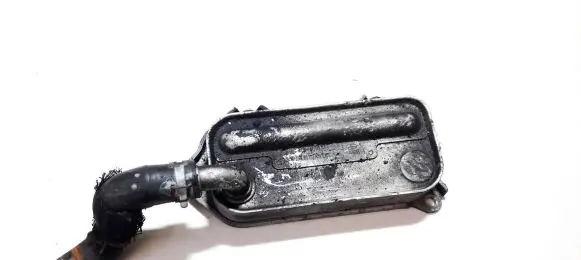 Engine oil radiator