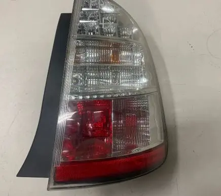 Toyota Prius (XW20) Rear/tail lights