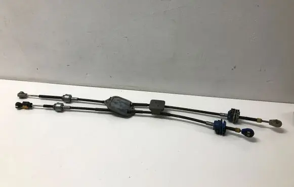 Gear shift cable linkage