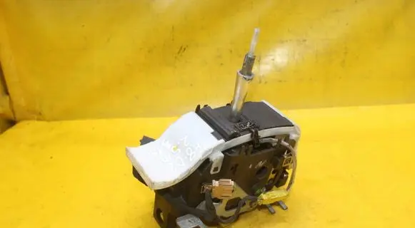 Audi A8 S8 D2 4D Gear selector/shifter in gearbox 4D0713041