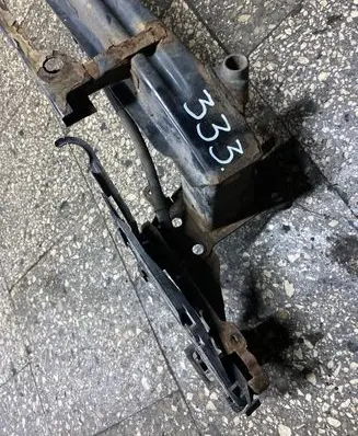 Skoda Octavia Mk2 (1Z) Front bumper cross member 1Z0807111