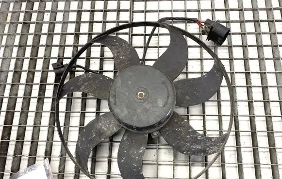 Volkswagen Golf V Fan set 1K0959455P