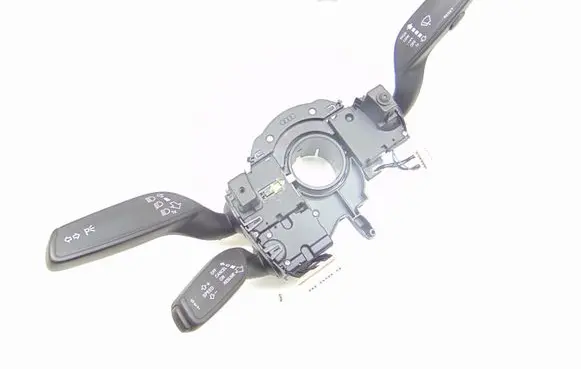 Audi A5 8T 8F Aerial antenna switch 4G8953502AA