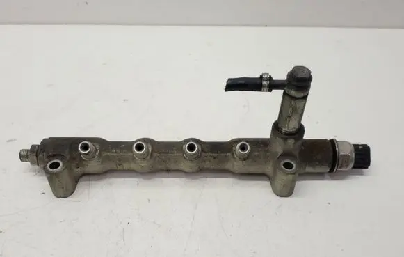 Opel Astra J Fuel main line pipe 55PP0501