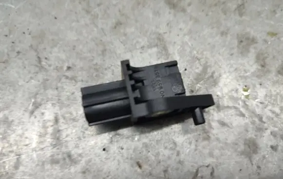 Volkswagen PASSAT CC Airbag deployment crash/impact sensor 5N0959351B