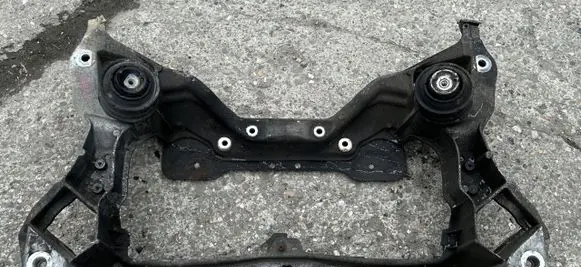 Mercedes-Benz C W203 Front subframe 2036280157