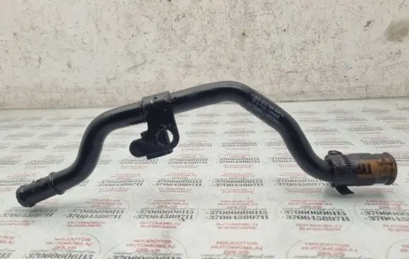 Volkswagen Touareg I Engine coolant pipe/hose 07Z121064C