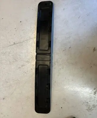 Iveco Daily 6th gen Engine hood trim 5801652335