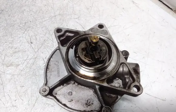Vacuum pump