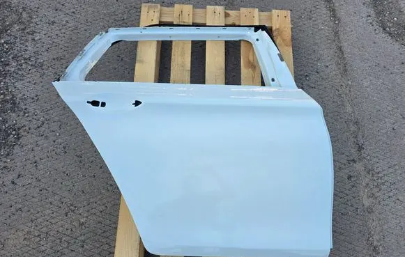 BMW 5 F10 F11 Rear door 41009628758
