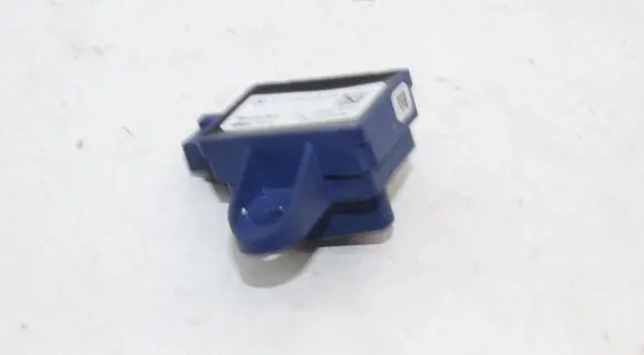 Mercedes-Benz E W212 Airbag deployment crash/impact sensor A2128205026