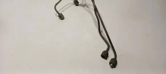Toyota Land Cruiser (BJ70) Fuel line pipe