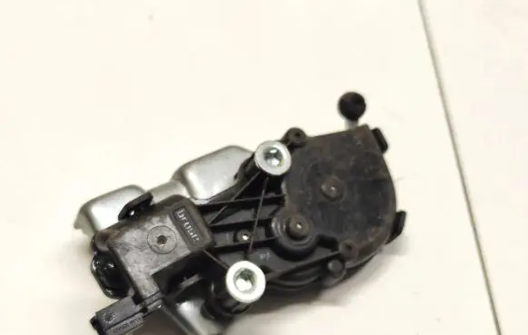 Mercedes-Benz GLS X166 Rear door window regulator motor A1666700104 00527474 C02231104