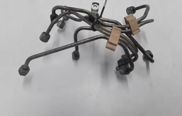 Volvo XC60 Fuel injector supply line/pipe 31336626