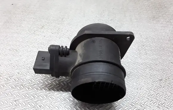 Volkswagen Touran I Mass air flow meter 038906461B 0281002531