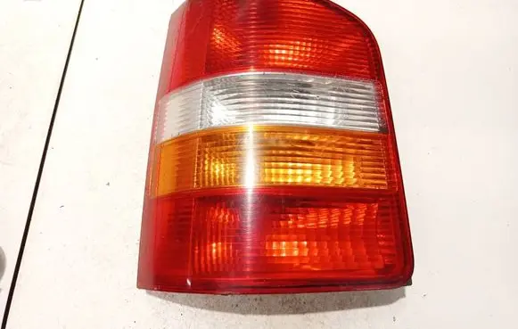 Tailgate rear/tail lights