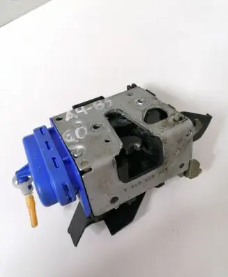 Audi A4 S4 B5 8D Rear door lock 8D0839016A