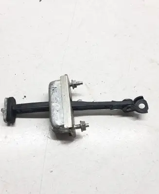 Toyota Verso Front door check strap stopper 686140F010