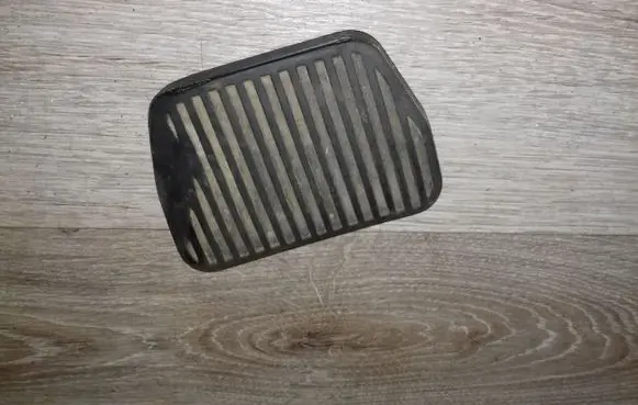Volvo V70 Brake pedal 3516078